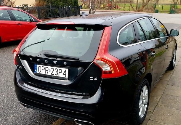 Volvo V60 cena 48300 przebieg: 177000, rok produkcji 2015 z Prudnik małe 121